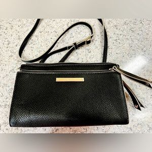 Nine West Black crossbody purse EUC